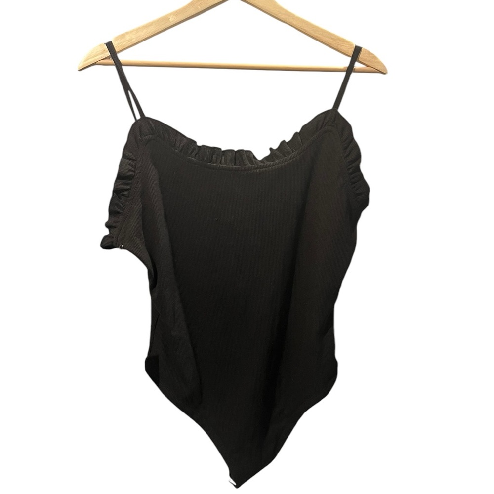 NWT She & Sho Black Ribbed Knit Ruffled Trim Bodysuit L